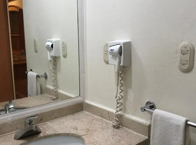 Hotel Aeropuerto 3*