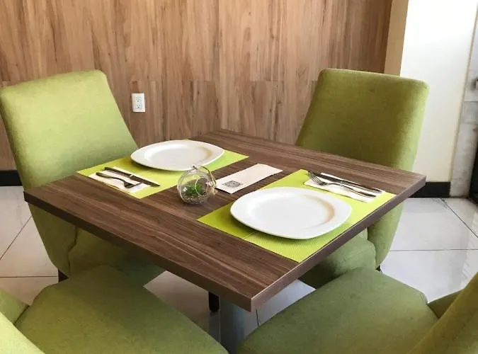 Hotel Aeropuerto 3*